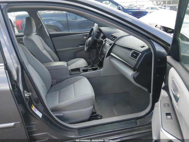 2016 Toyota Camry Le მანქანა იყიდება აუქციონზე, vin: 4T4BF1FK4GR533351, აუქციონის ნომერი: 45496808
