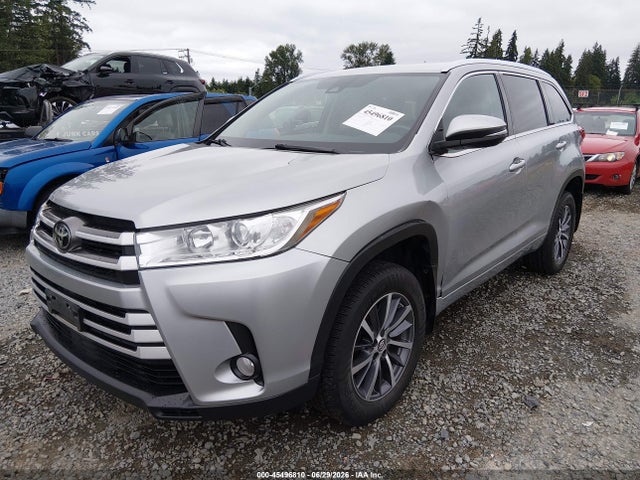 Toyota Highlander Xle 2017 5TDJZRFH4HS413205 Image 2