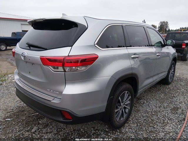 Toyota Highlander Xle 2017 5TDJZRFH4HS413205 Image 4