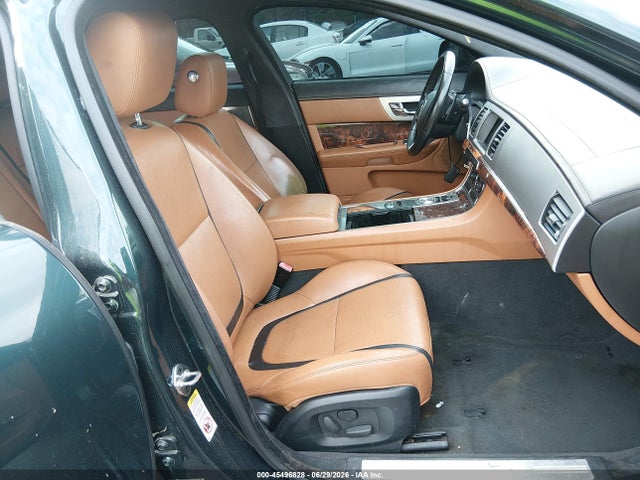 45496828 :رقم المزاد ، SAJWJ0EF8D8S95958 vin ، 2013 Jaguar Xf V6 Sc مزاد بيع