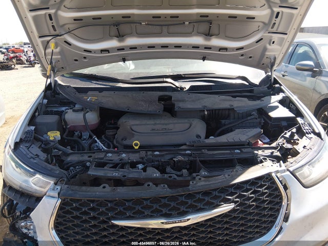 Chrysler Pacifica Touring L 2024 2C4RC1BG7RR146199 Image 10