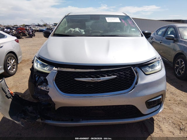 Chrysler Pacifica Touring L 2024 2C4RC1BG7RR146199 Image 6