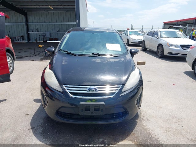 45496860 :رقم المزاد ، 3FADP4BJ3DM185518 vin ، 2013 Ford Fiesta Se مزاد بيع
