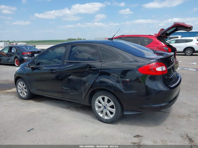 45496860 :رقم المزاد ، 3FADP4BJ3DM185518 vin ، 2013 Ford Fiesta Se مزاد بيع