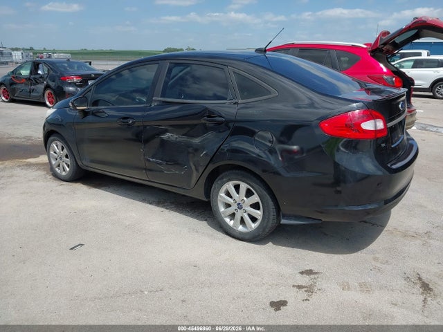 45496860 :رقم المزاد ، 3FADP4BJ3DM185518 vin ، 2013 Ford Fiesta Se مزاد بيع