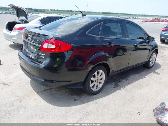 45496860 :رقم المزاد ، 3FADP4BJ3DM185518 vin ، 2013 Ford Fiesta Se مزاد بيع
