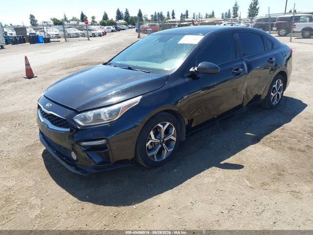 KIA Forte Lxs 2019 3KPF24AD8KE092854 Image 2