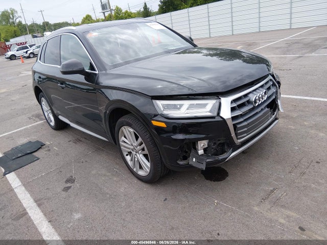 45496946 :رقم المزاد ، WA1BNAFY3J2243346 vin ، 2018 Audi Q5 2.0t Premium/2.0t Tech Premium مزاد بيع