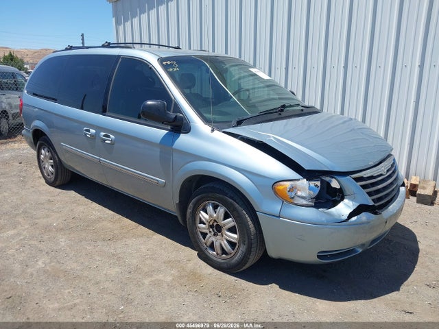 Auction sale of the 2005 Chrysler Town & Country Touring, vin: 2C4GP54L15R194806, lot number: 45496979