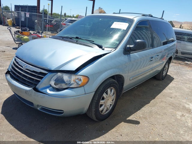 45496979 :رقم المزاد ، 2C4GP54L15R194806 vin ، 2005 Chrysler Town & Country Touring مزاد بيع