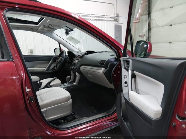 Subaru Forester 2.5i Premium 2015 JF2SJADC5FH576677 Image 5