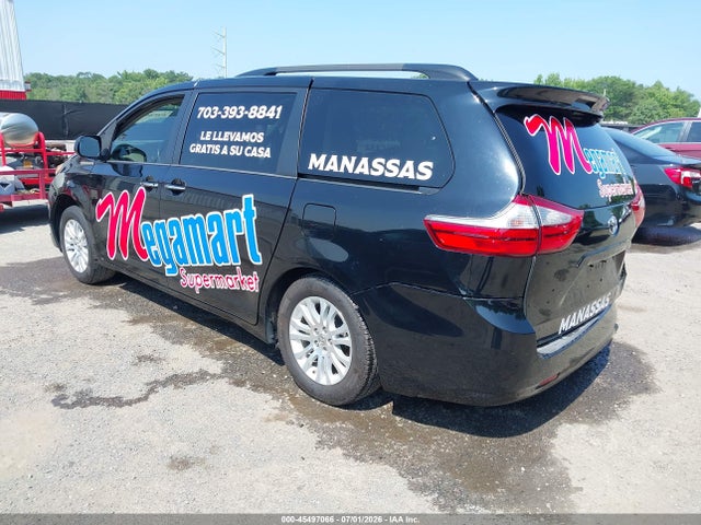 Продажа на аукционе авто 2017 Toyota Sienna Xle 8 Passenger, vin: 5TDYZ3DCXHS768818, номер лота: 45497066
