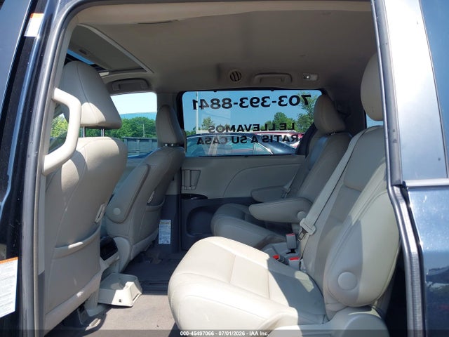 Продажа на аукционе авто 2017 Toyota Sienna Xle 8 Passenger, vin: 5TDYZ3DCXHS768818, номер лота: 45497066