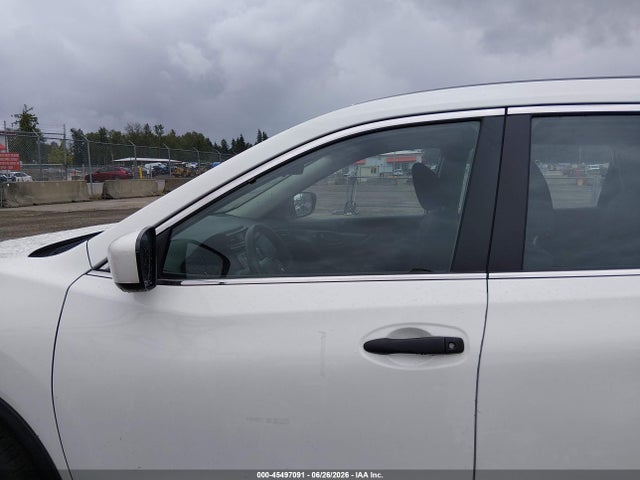 JN8AT2MV8LW139781 Nissan Rogue S Intelligent Awd