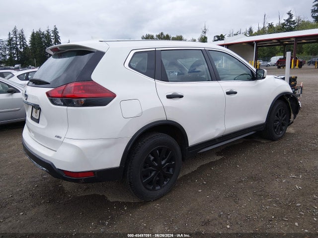 JN8AT2MV8LW139781 Nissan Rogue S Intelligent Awd