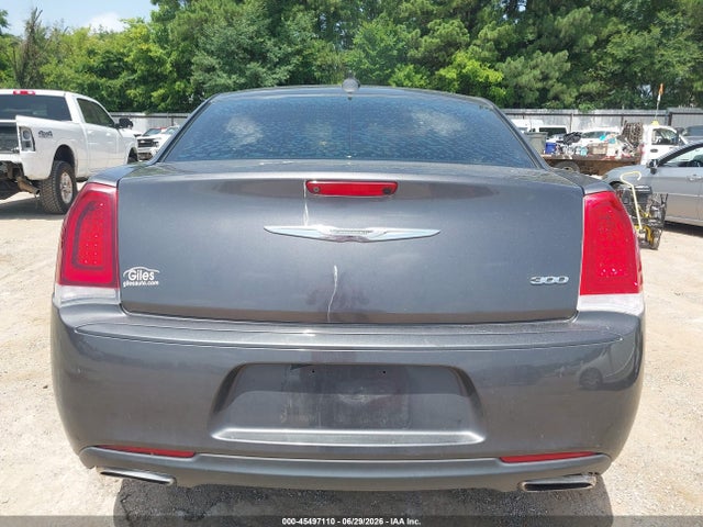 Chrysler 300 Touring 2019 2C3CCAAG5KH636972 Image 16