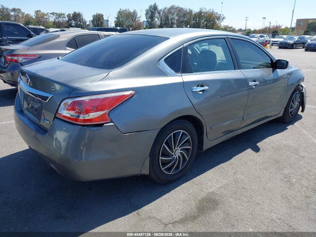 Nissan Altima 2.5 S 2014 1N4AL3AP1EN361598 Image 4