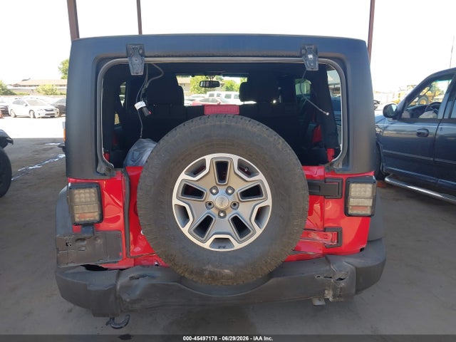 1C4HJWDG5FL533060 Jeep Wrangler Unlimited Sport