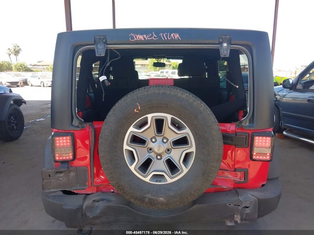 1C4HJWDG5FL533060 Jeep Wrangler Unlimited Sport
