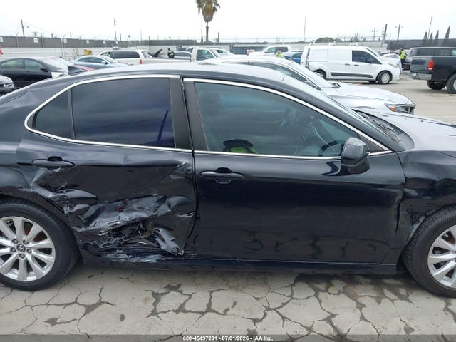 Toyota CAMRY LE 2019 4T1B11HK5KU733962 Image 13