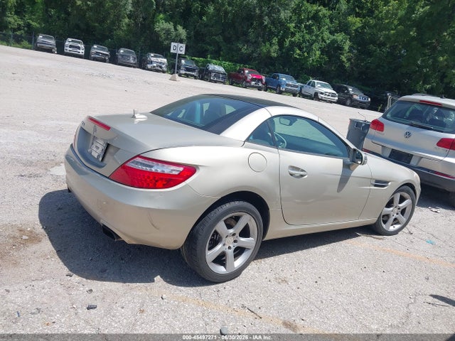 Продаж на аукціоні авто 2012 Mercedes-benz Slk 250, vin: WDDPK4HAXCF038811, номер лоту: 45497271