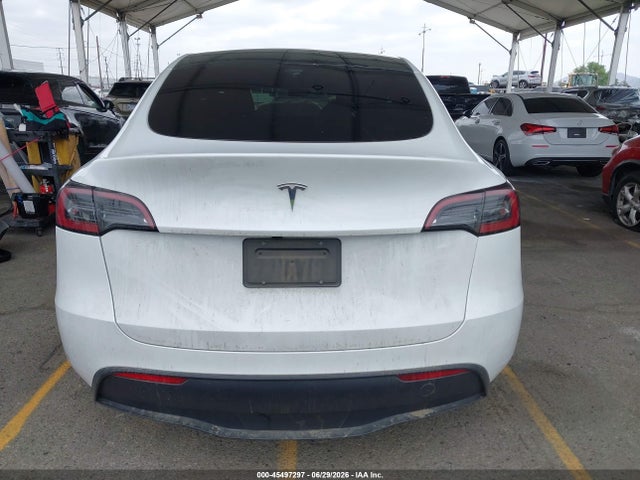 Продаж на аукціоні авто 2024 Tesla Model Y Long Range Single Motor Rear-wheel Drive/rwd, vin: 7SAYGDED4RF214265, номер лоту: 45497297