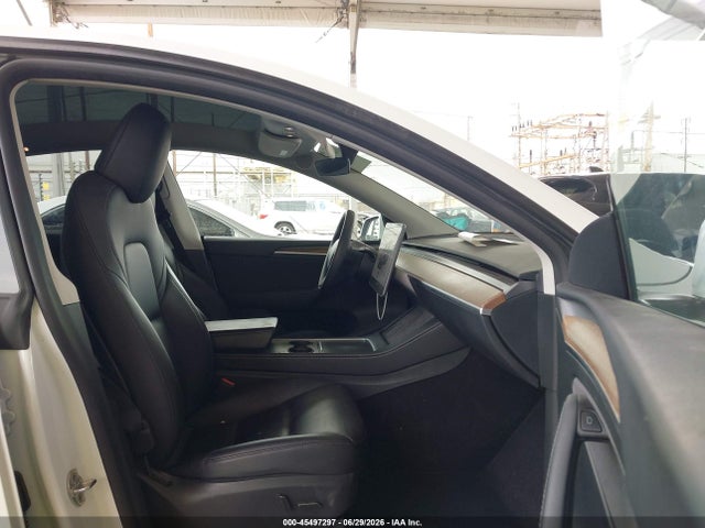 Продаж на аукціоні авто 2024 Tesla Model Y Long Range Single Motor Rear-wheel Drive/rwd, vin: 7SAYGDED4RF214265, номер лоту: 45497297