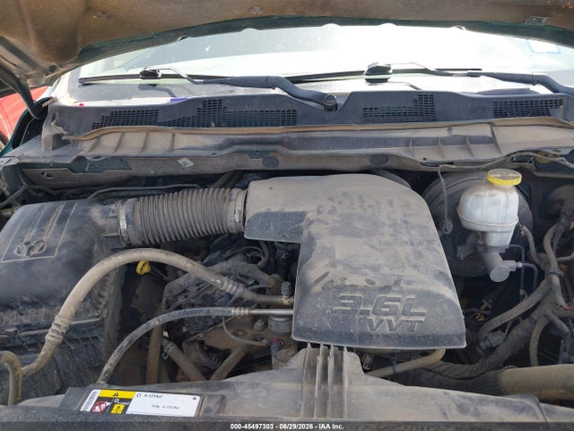 2019 Ram 1500 Classic Tradesman  4x4 6'4 Box მანქანა იყიდება აუქციონზე, vin: 1C6RR7FG0KS645319, აუქციონის ნომერი: 45497303