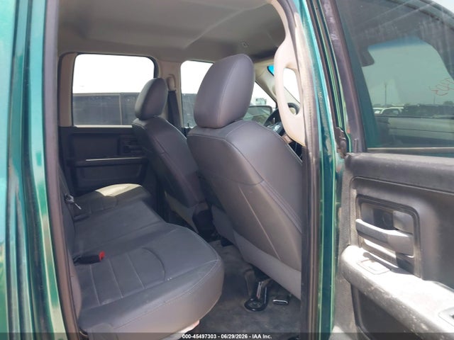 2019 Ram 1500 Classic Tradesman  4x4 6'4 Box მანქანა იყიდება აუქციონზე, vin: 1C6RR7FG0KS645319, აუქციონის ნომერი: 45497303
