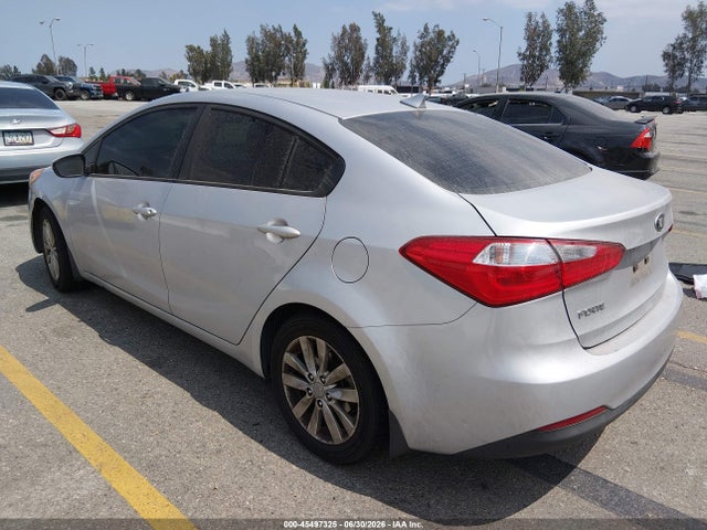 KIA FORTE LX 2016 KNAFK4A69G5616868 Image 3