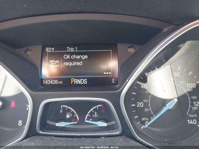 1FADP3K27FL256727 Ford FOCUS SE