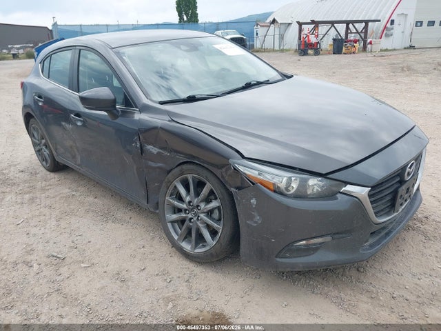Продаж на аукціоні авто 2018 Mazda Mazda3 Touring, vin: 3MZBN1L35JM261108, номер лоту: 45497353
