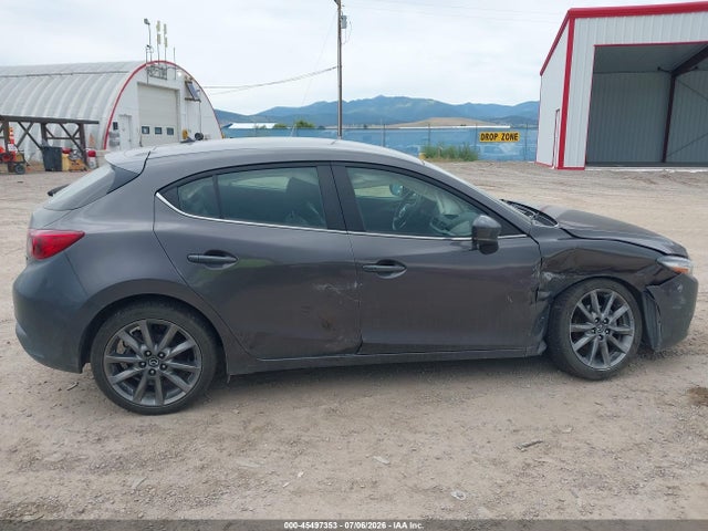 Продажа на аукционе авто 2018 Mazda Mazda3 Touring, vin: 3MZBN1L35JM261108, номер лота: 45497353