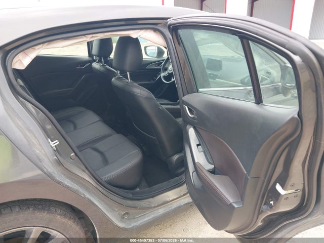 Продажа на аукционе авто 2018 Mazda Mazda3 Touring, vin: 3MZBN1L35JM261108, номер лота: 45497353