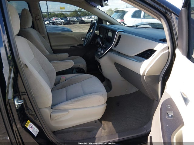 Toyota Sienna Le 8 Passenger 2015 5TDKK3DC8FS660818 Image 5