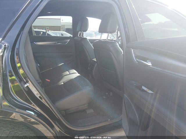 45497370 :رقم المزاد ، 1GYKNAR4XNZ123243 vin ، 2022 Cadillac Xt5 Fwd Luxury مزاد بيع