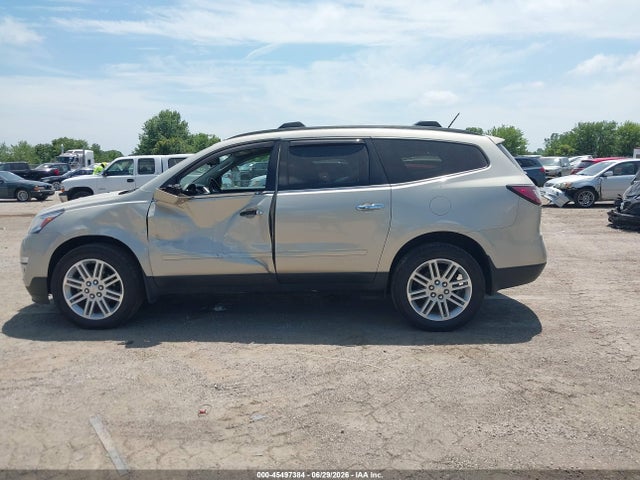 45497384 :رقم المزاد ، 1GNKRGKD3FJ246512 vin ، 2015 Chevrolet Traverse Lt مزاد بيع