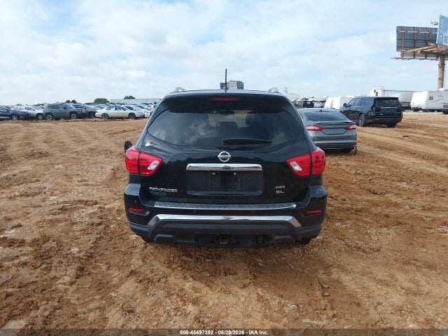 45497392 :رقم المزاد ، 5N1DR2MM6HC698796 vin ، 2017 Nissan Pathfinder Sl مزاد بيع