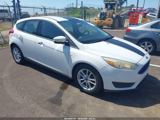 Продаж на аукціоні авто 2015 Ford Focus Se, vin: 1FADP3K21FL233251, номер лоту: 45497397