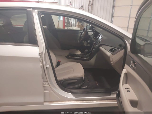 Auction sale of the 2019 Hyundai Sonata Eco, vin: 5NPE24AA1KH801590, lot number: 45497411