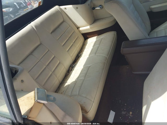 Продажа на аукционе авто 1983 Ford Mustang, vin: 1FABP2737DF129958, номер лота: 45497438
