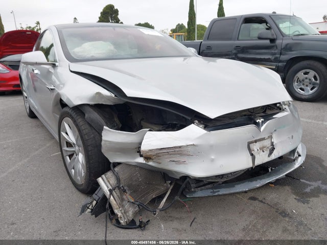 5YJSA1E19HF208923 Tesla Model S 60/75