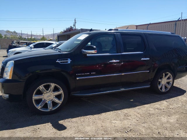 Продажа на аукционе авто 2013 Cadillac Escalade Esv Luxury, vin: 1GYS4HEF5DR289459, номер лота: 45497484