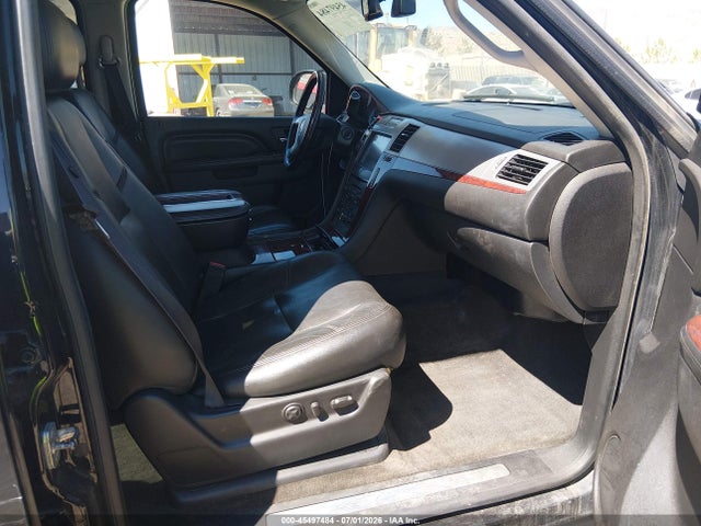 Продажа на аукционе авто 2013 Cadillac Escalade Esv Luxury, vin: 1GYS4HEF5DR289459, номер лота: 45497484