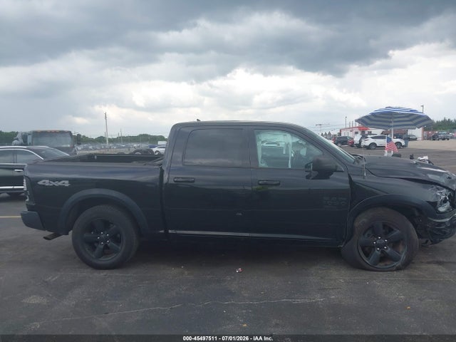 45497511 :رقم المزاد ، 1C6RR7LG1KS677880 vin ، 2019 Ram 1500 Classic مزاد بيع