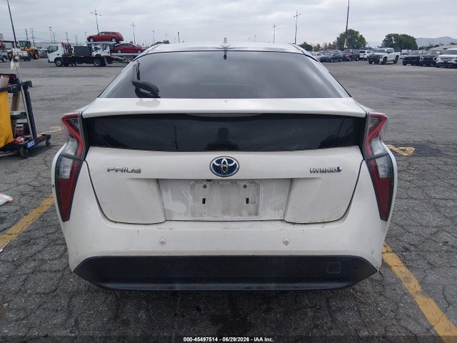 Toyota Prius Three 2017 JTDKARFU0H3053800 Image 16
