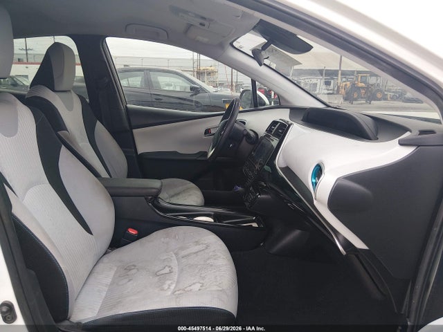 Toyota Prius Three 2017 JTDKARFU0H3053800 Image 5