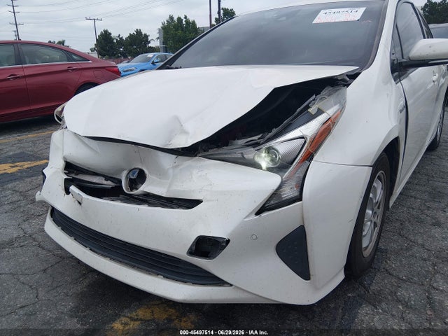 Toyota Prius Three 2017 JTDKARFU0H3053800 Image 6