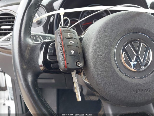 45497569 :رقم المزاد ، 3VWFD7AT1JM714862 vin ، 2018 Volkswagen Beetle 2.0t Coast/2.0t S مزاد بيع