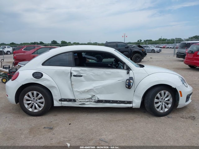 45497569 :رقم المزاد ، 3VWFD7AT1JM714862 vin ، 2018 Volkswagen Beetle 2.0t Coast/2.0t S مزاد بيع